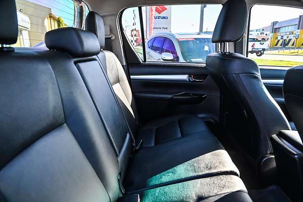 2015 Toyota Hilux SR5 GUN126R 4X4