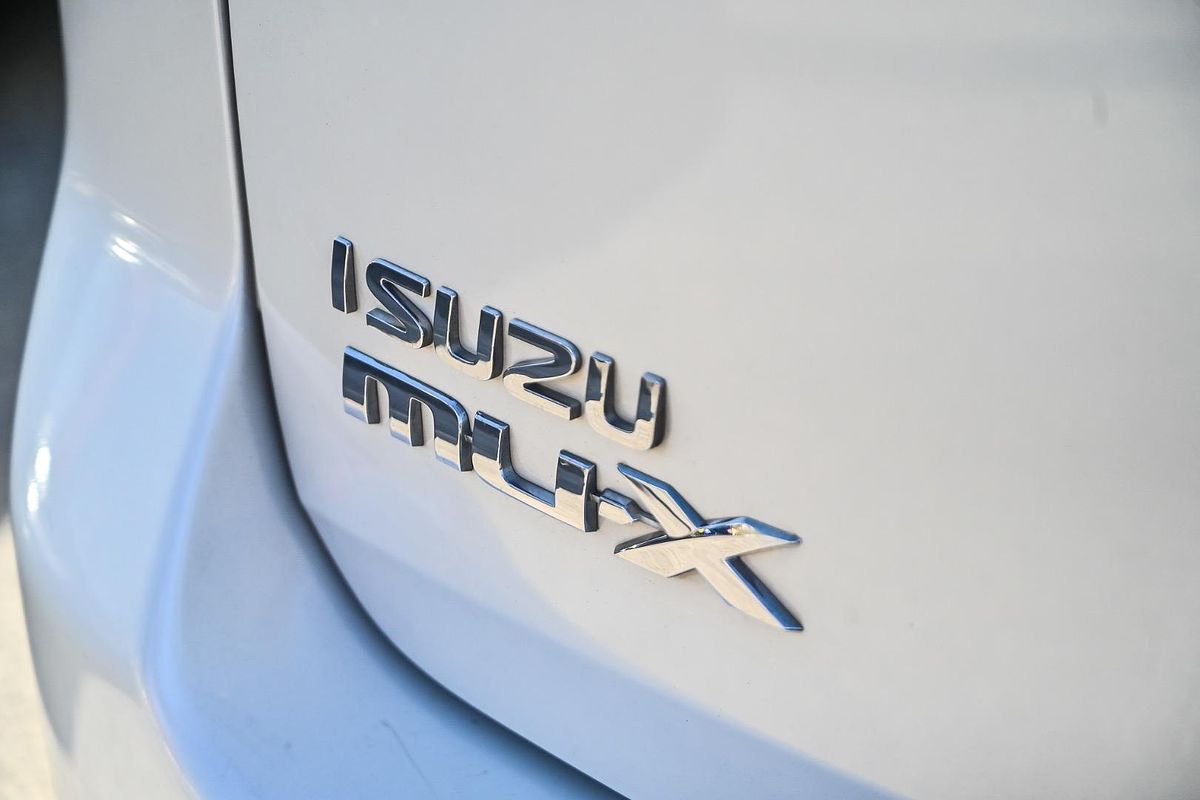 2015 Isuzu MU-X LS-T