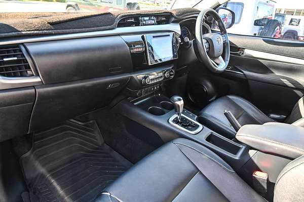 2015 Toyota Hilux SR5 GUN126R 4X4