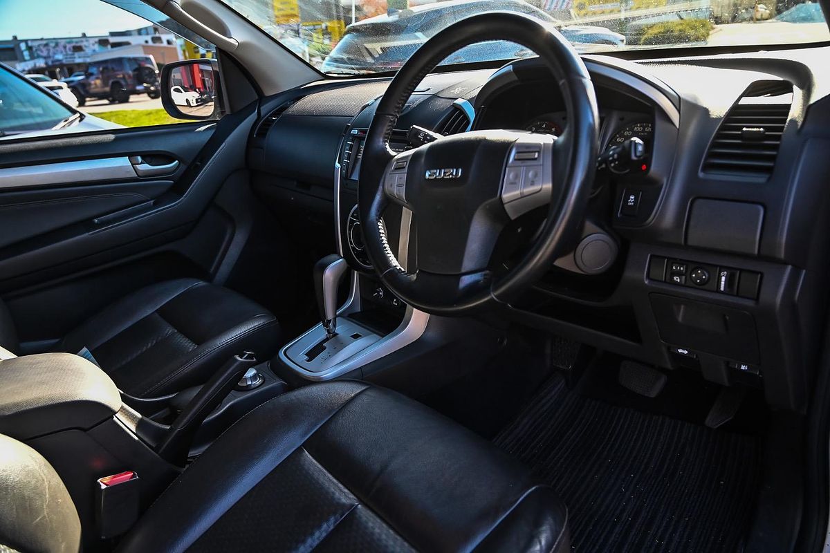 2015 Isuzu MU-X LS-T