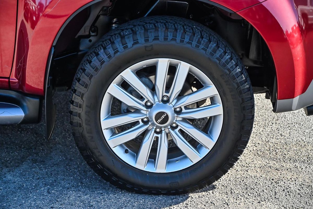 2018 Isuzu MU-X LS-T