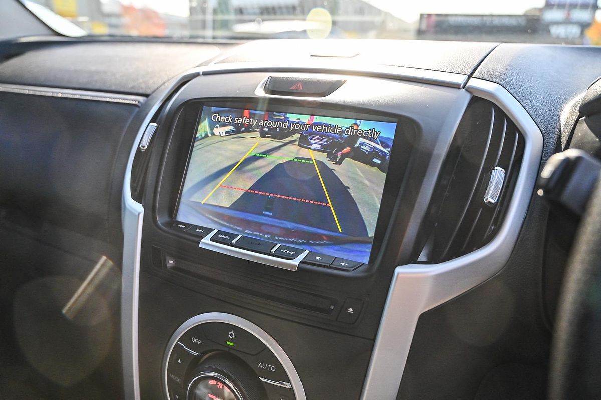 2018 Isuzu MU-X LS-T