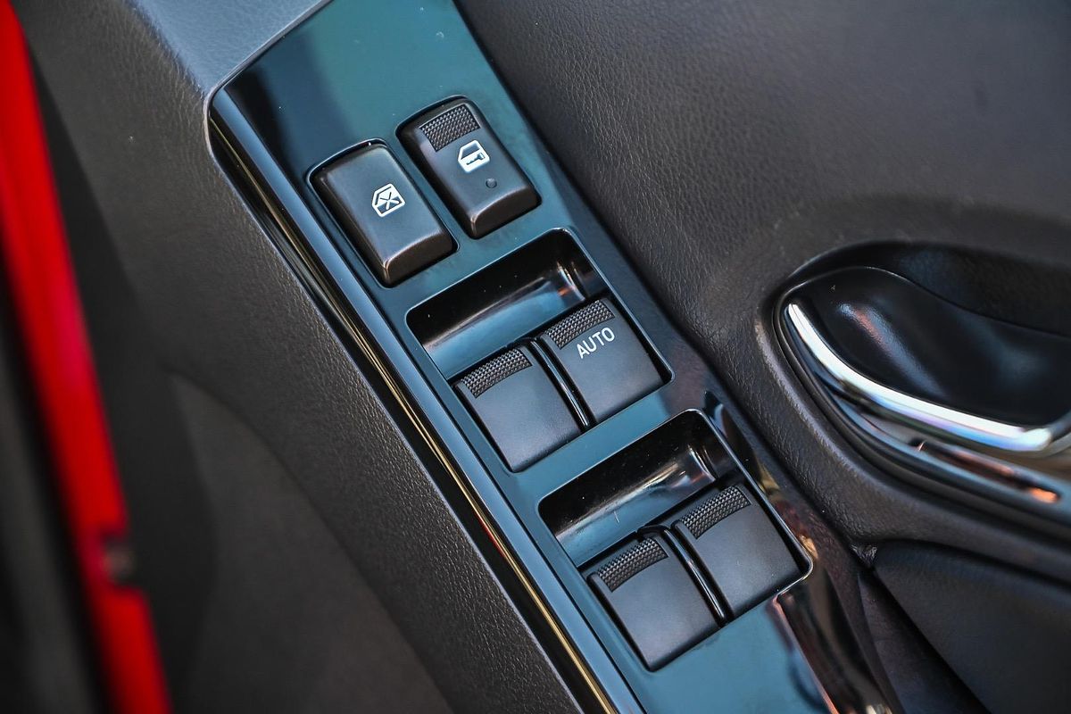 2018 Isuzu MU-X LS-T