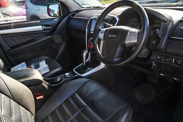 2018 Isuzu MU-X LS-T