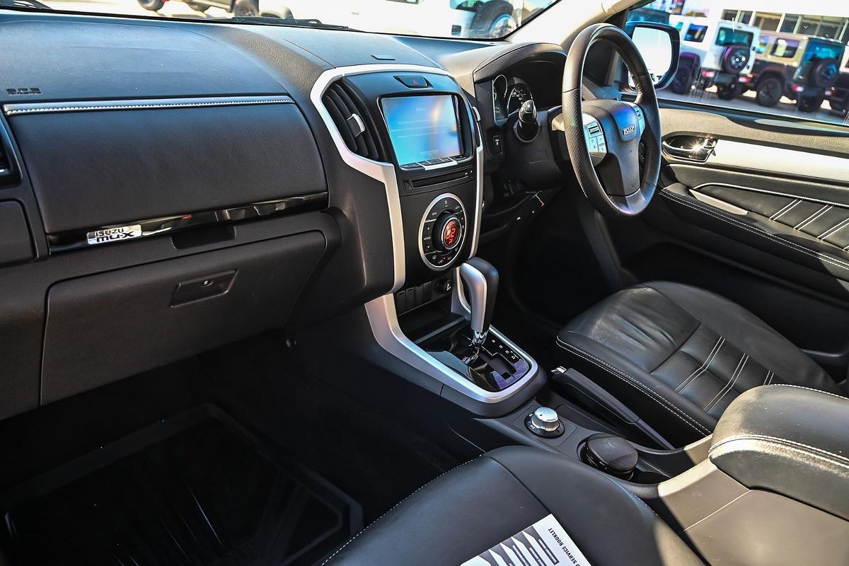 2018 Isuzu MU-X LS-T