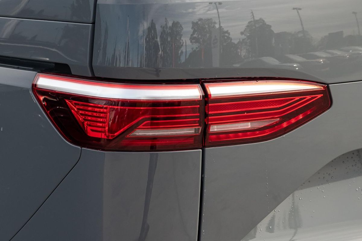 2024 Volkswagen Multivan TDI360 Life T7 SWB