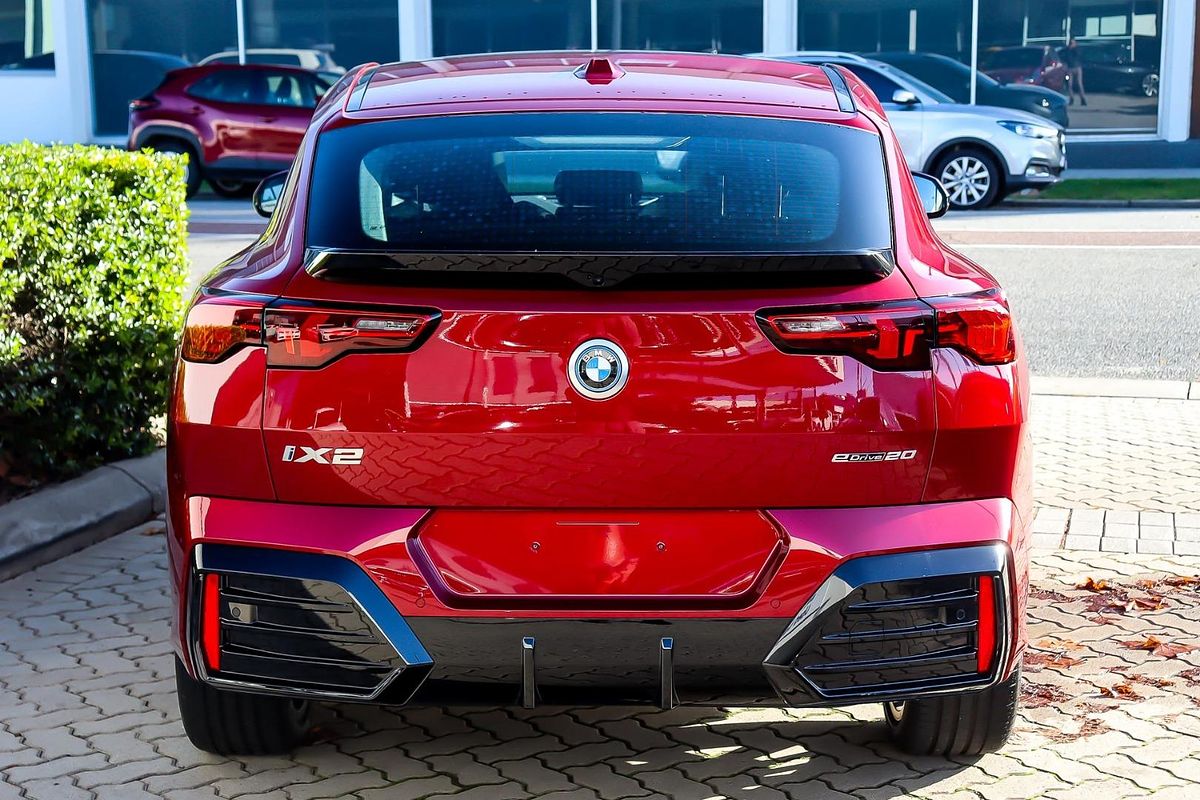 2024 BMW iX2 eDrive20 M Sport U10