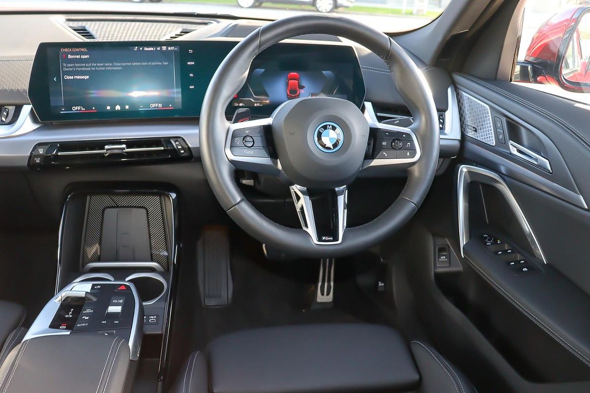 2024 BMW iX2 eDrive20 M Sport U10