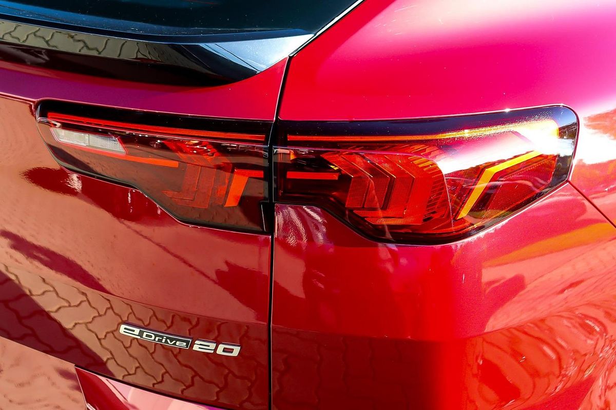 2024 BMW iX2 eDrive20 M Sport U10