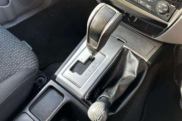 2011 Mitsubishi Triton GLX-R MN 4X4