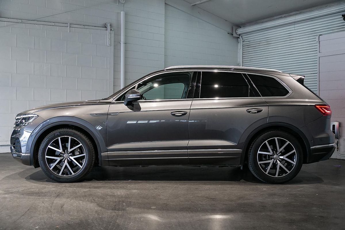 2019 Volkswagen Touareg 190TDI Launch Edition CR