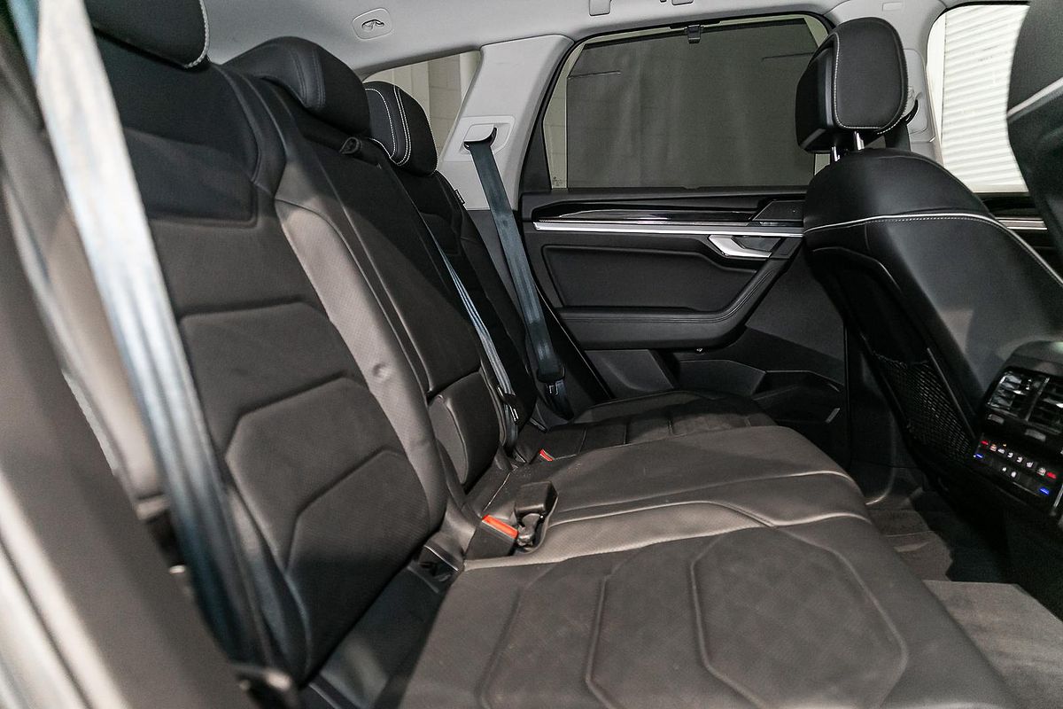 2019 Volkswagen Touareg 190TDI Launch Edition CR