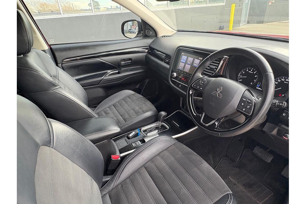 2020 Mitsubishi Outlander LS ZL