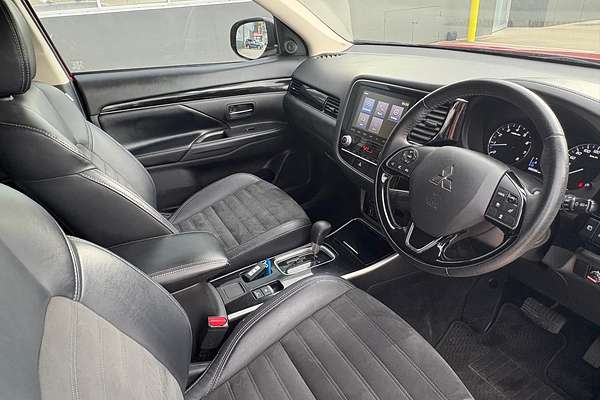 2020 Mitsubishi Outlander LS ZL