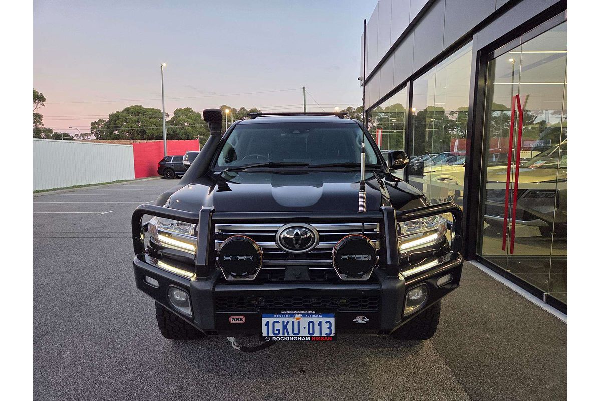 2017 Toyota Landcruiser Sahara VDJ200R