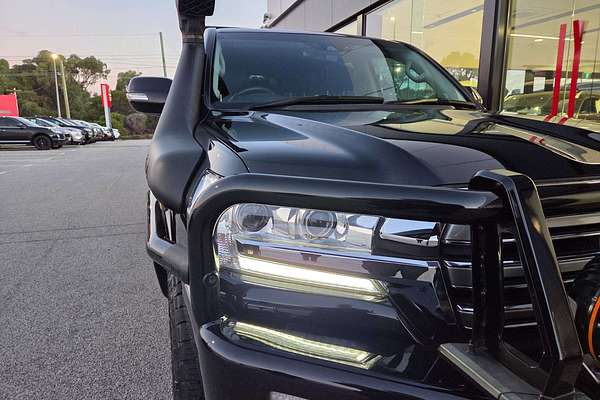 2017 Toyota Landcruiser Sahara VDJ200R