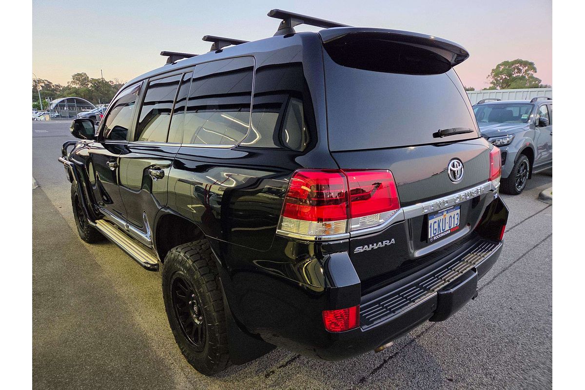 2017 Toyota Landcruiser Sahara VDJ200R