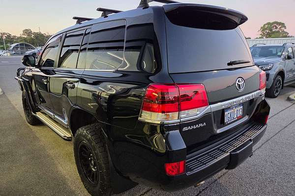 2017 Toyota Landcruiser Sahara VDJ200R