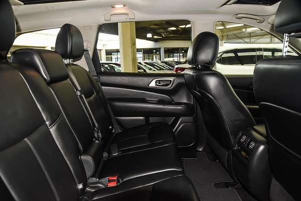 2016 Nissan Pathfinder ST-L R52
