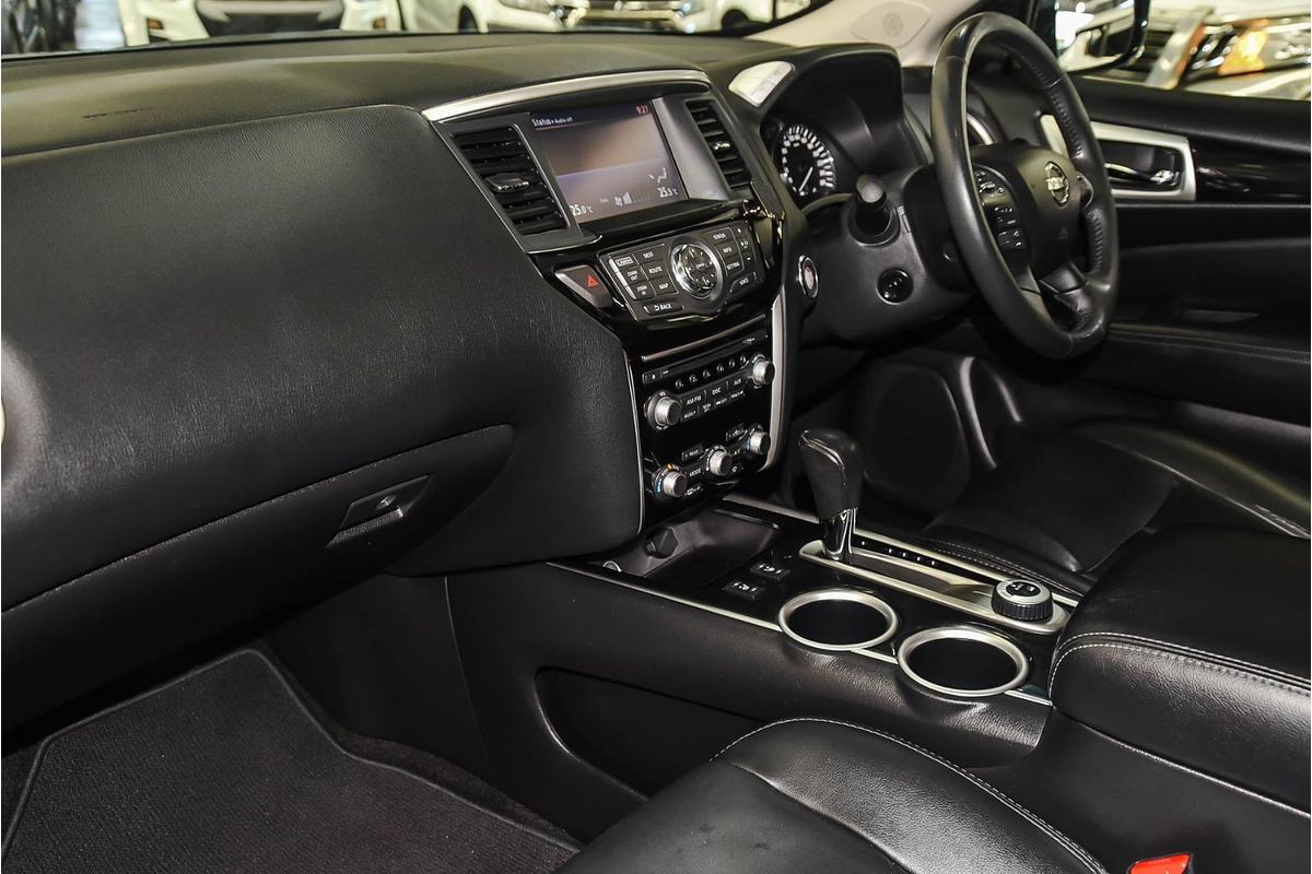 2016 Nissan Pathfinder ST-L R52