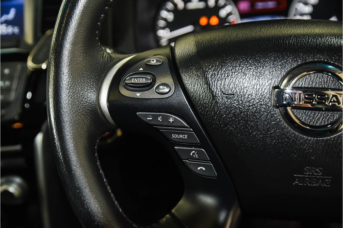 2016 Nissan Pathfinder ST-L R52