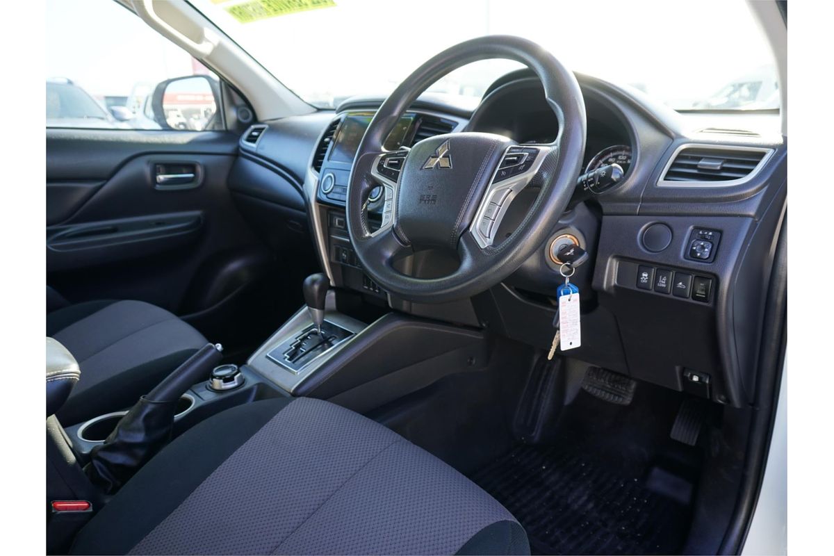 2020 Mitsubishi Triton GLX+ MR 4X4