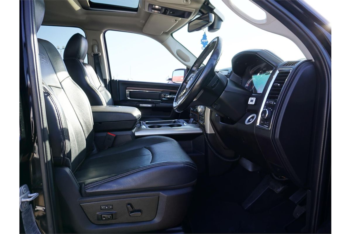 2019 RAM 1500 Laramie DS 4X4 SWB