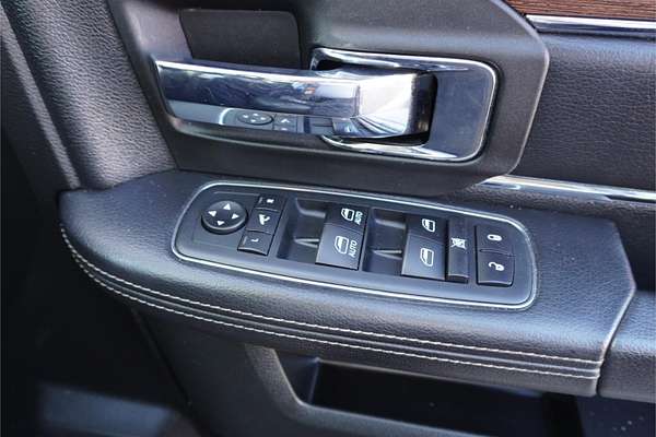 2019 RAM 1500 Laramie DS 4X4 SWB