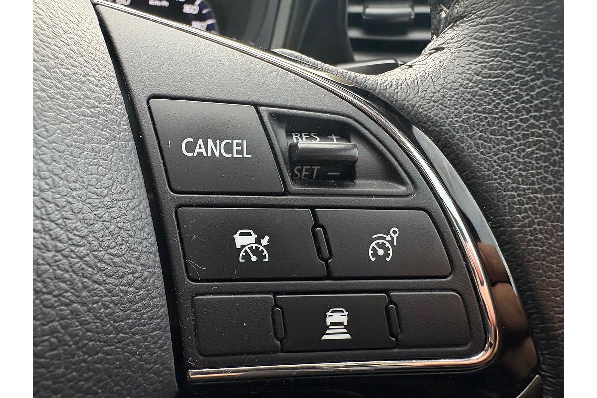2020 Mitsubishi Outlander LS ZL
