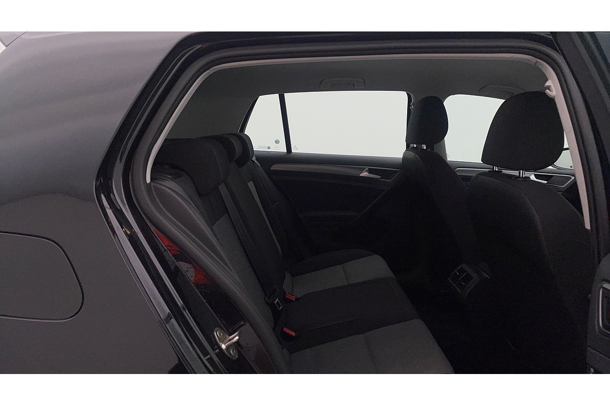 2016 Volkswagen Golf 92TSI Trendline 7