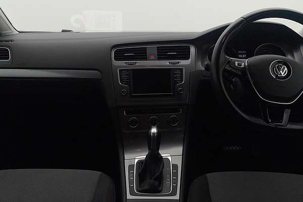 2016 Volkswagen Golf 92TSI Trendline 7