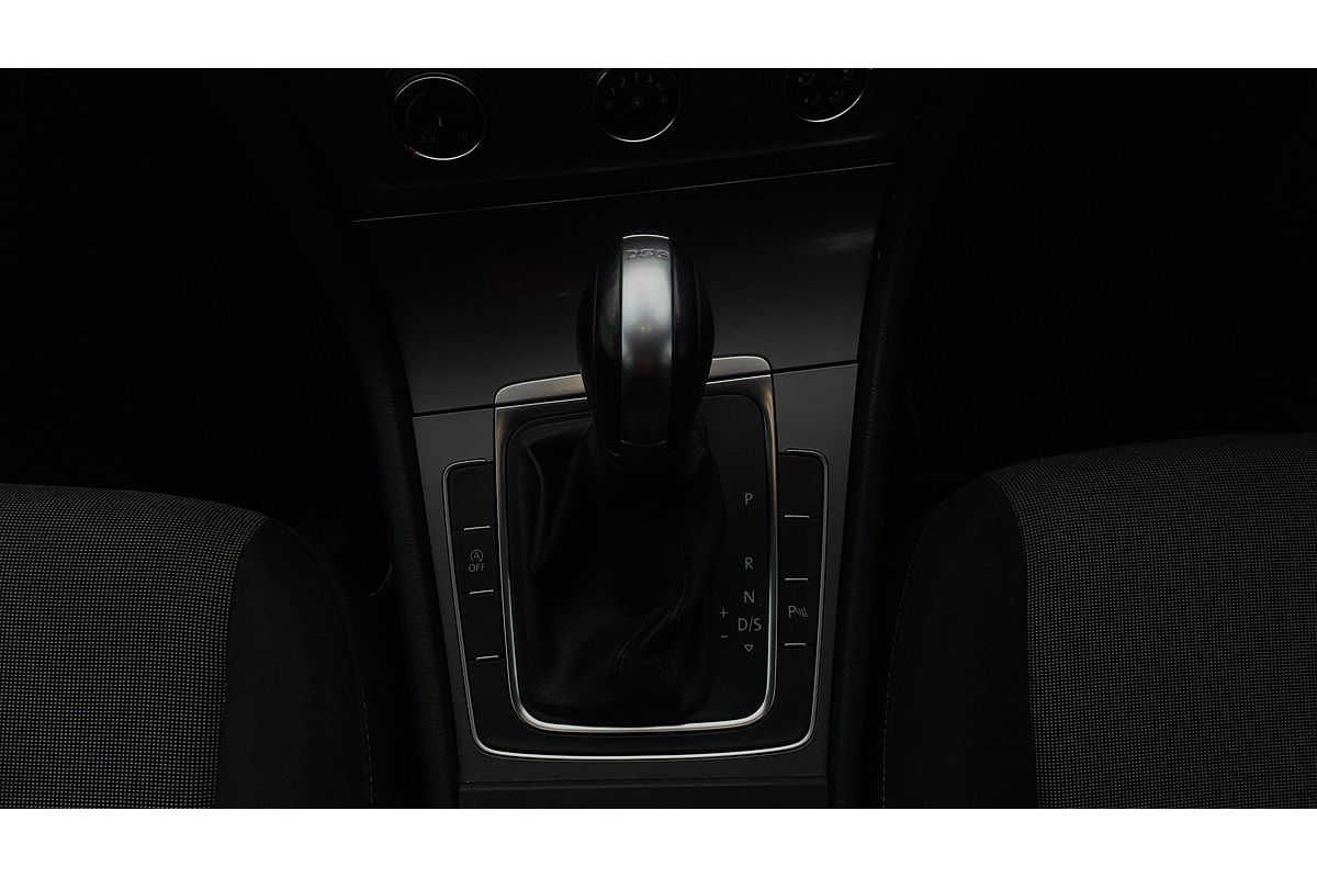 2016 Volkswagen Golf 92TSI Trendline 7