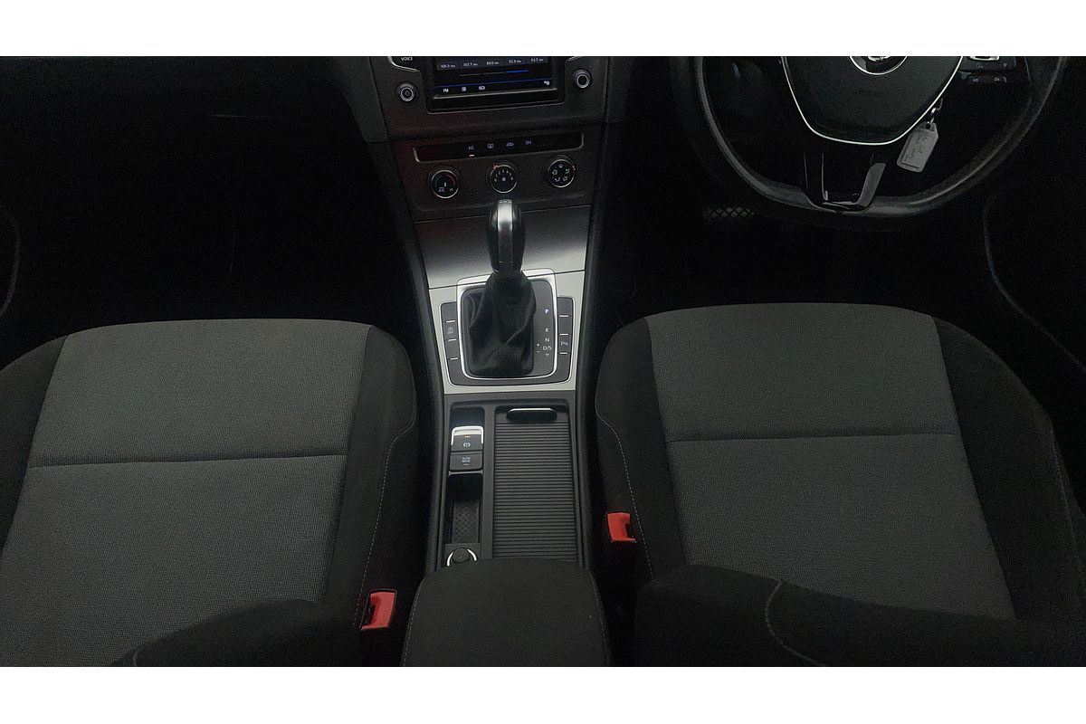 2016 Volkswagen Golf 92TSI Trendline 7