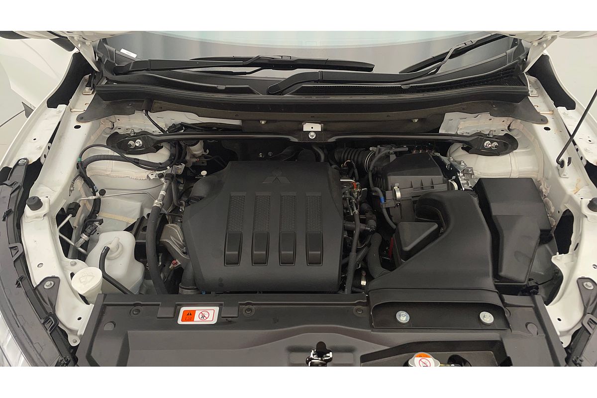 2024 Mitsubishi Eclipse Cross ES YB