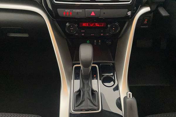 2024 Mitsubishi Eclipse Cross ES YB