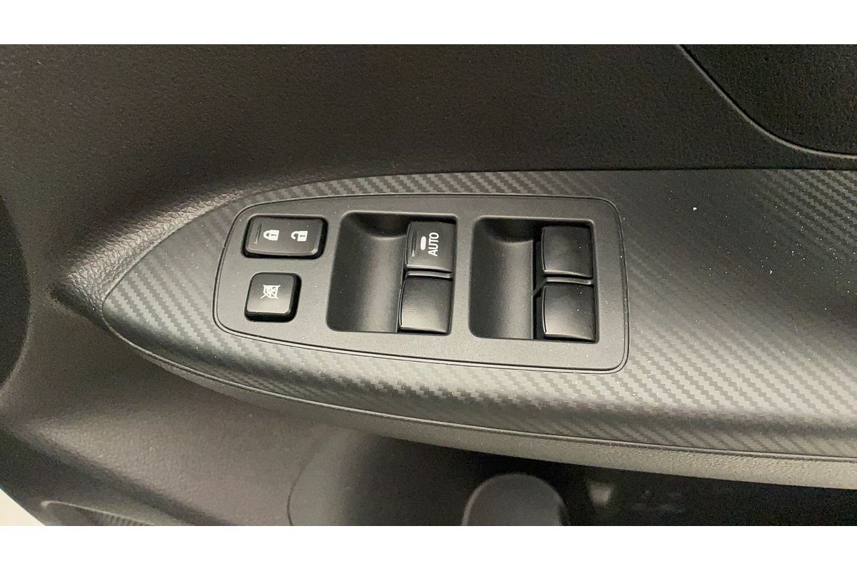 2024 Mitsubishi Eclipse Cross ES YB