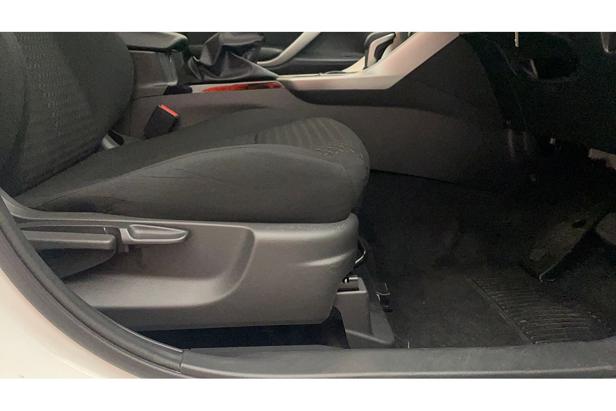 2024 Mitsubishi Eclipse Cross ES YB