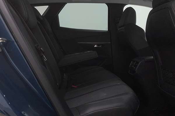 2021 Peugeot 3008 Allure P84