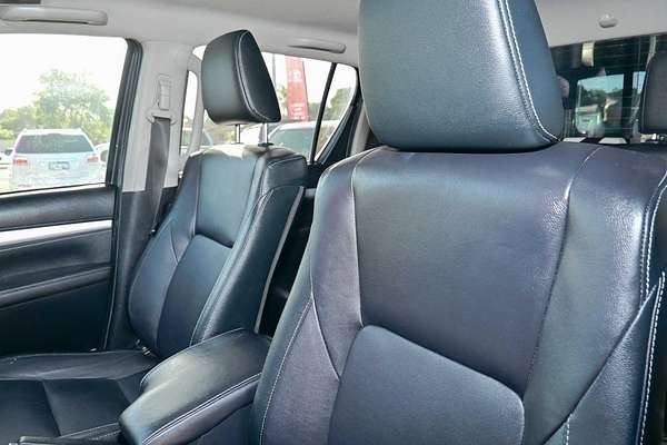 2017 Toyota Hilux SR5 GUN126R 4X4