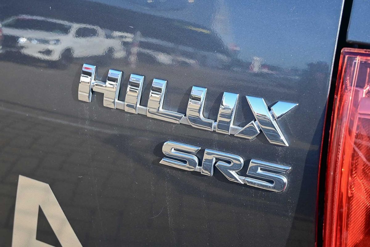 2017 Toyota Hilux SR5 GUN126R 4X4