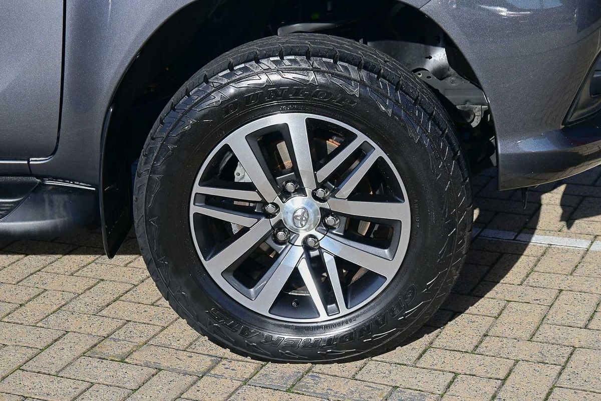 2017 Toyota Hilux SR5 GUN126R 4X4