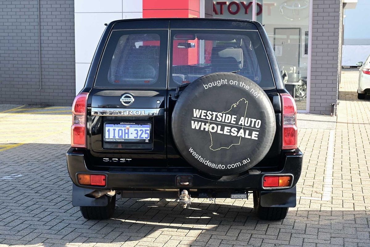 2011 Nissan Patrol ST GU 7
