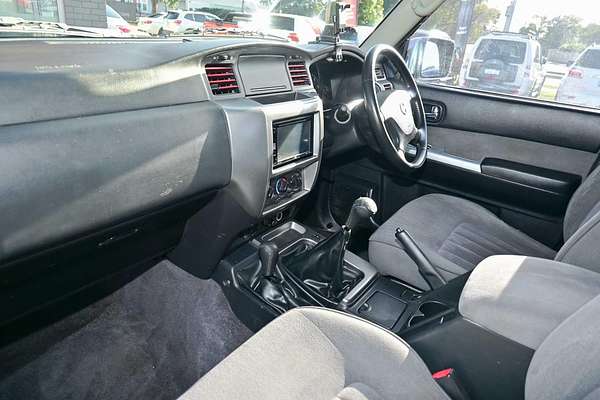 2011 Nissan Patrol ST GU 7