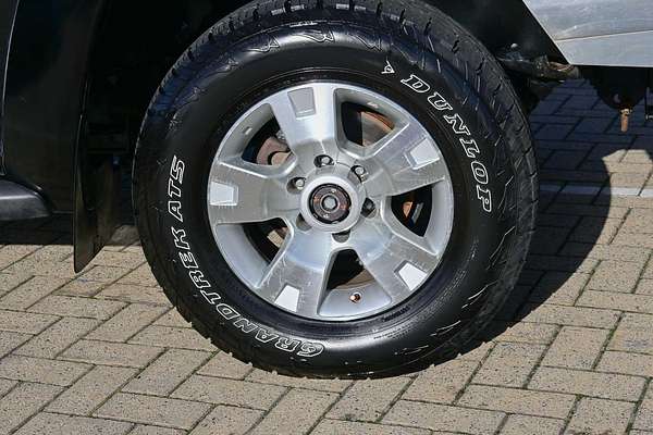 2011 Nissan Patrol ST GU 7