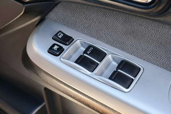 2011 Nissan Patrol ST GU 7
