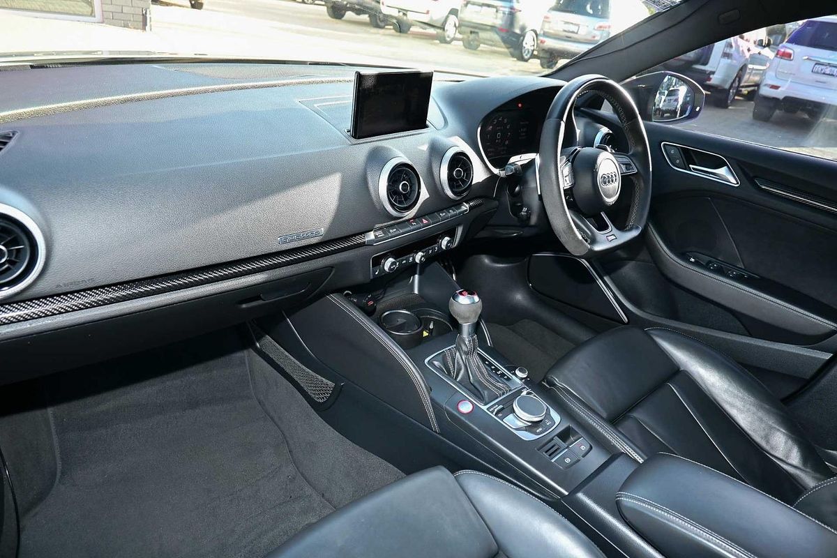 2018 Audi RS3 8V