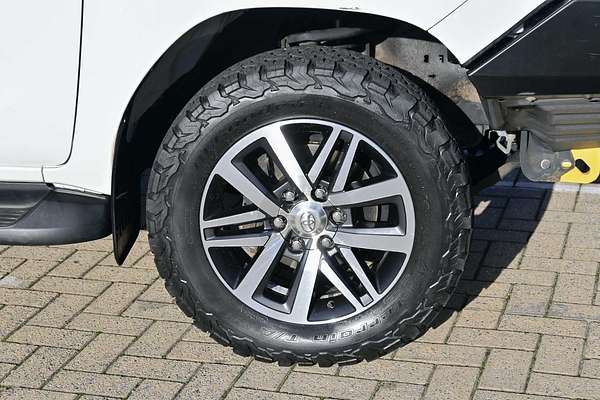 2017 Toyota Hilux SR5 GUN126R 4X4