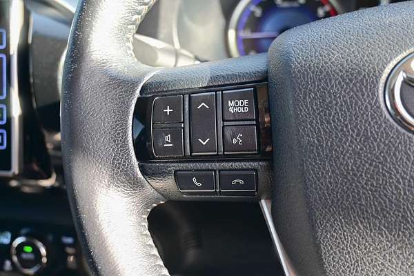 2017 Toyota Hilux SR5 GUN126R 4X4