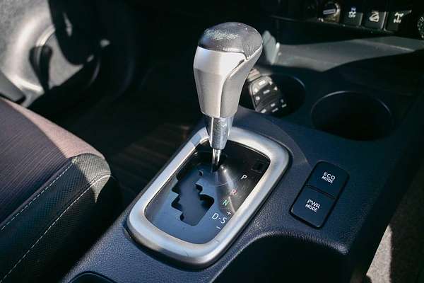 2017 Toyota Hilux SR5 GUN126R 4X4