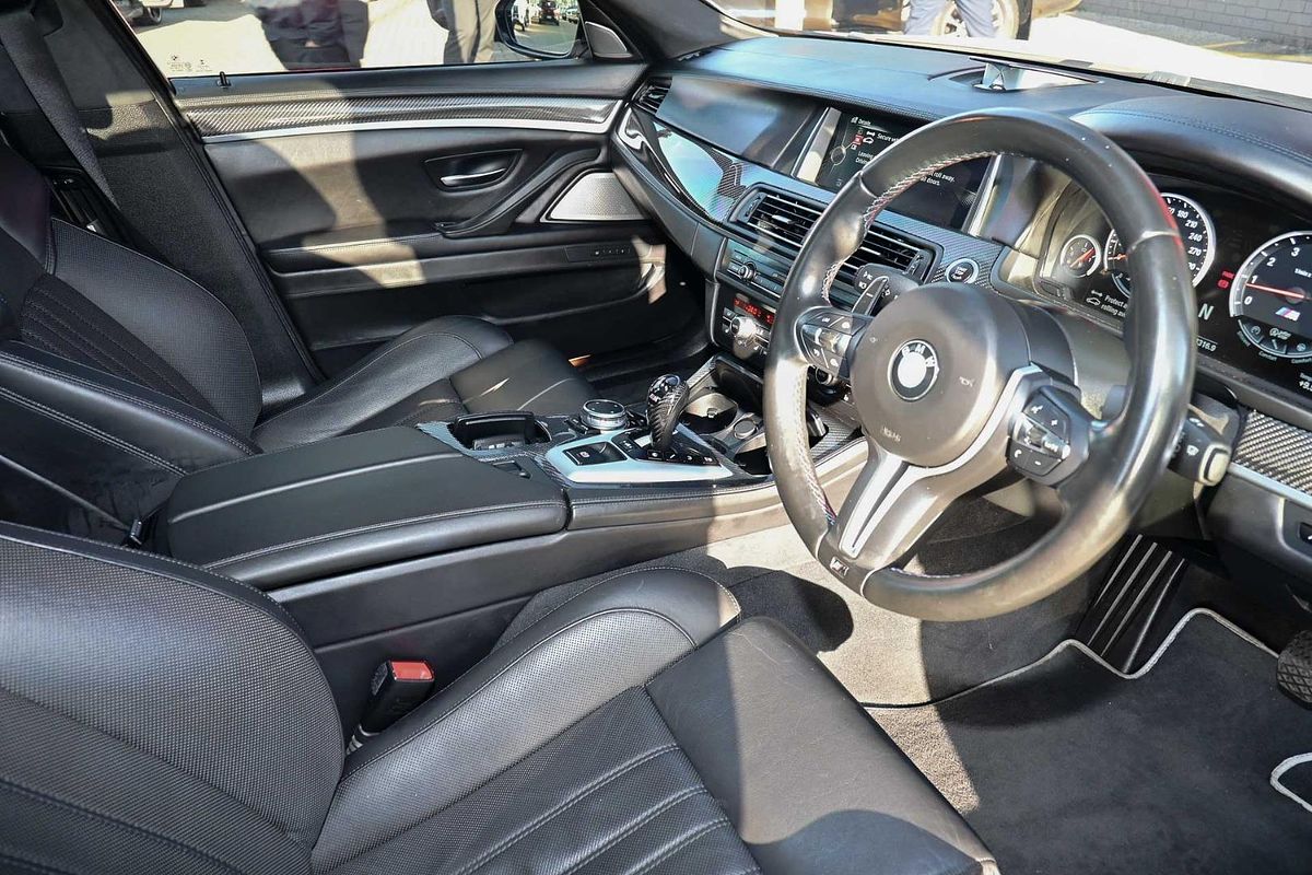 2015 BMW M5 White Shadow F10 LCI